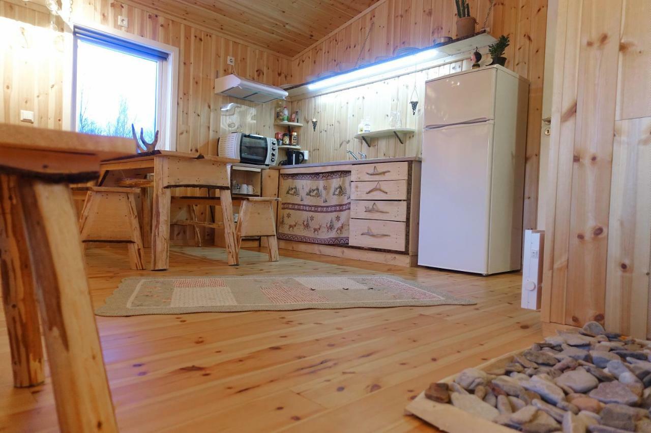Wild Caribou'S Wildwood Cabin Lakselv Exterior photo
